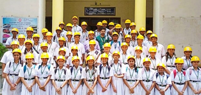 EDUCATIONAL SOJOURN TO CLW